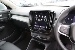 2025 Volvo XC40 Ultra B4 Bright