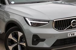 2025 Volvo XC40 Ultra B4 Bright