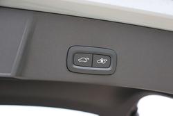 2025 Volvo XC40 Ultra B4 Bright