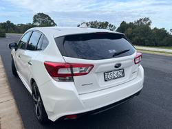 2017 SUBARU IMPREZA 2.0i-S (AWD)