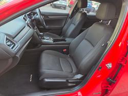 2017 HONDA CIVIC VTI RED