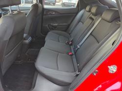 2017 HONDA CIVIC VTI RED