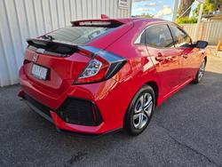 2017 HONDA CIVIC VTI RED