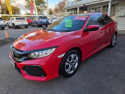 2017 HONDA CIVIC VTI RED