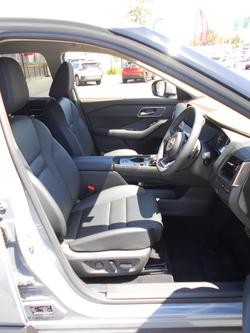 2025 Nissan X-TRAIL ST-L