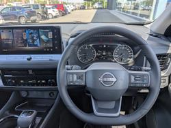 2025 Nissan X-TRAIL ST-L