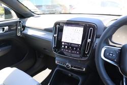 2025 Volvo EX40 Ultra Single Motor Extended Range