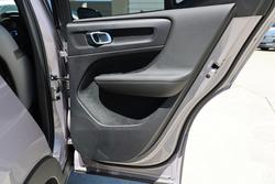 2025 Volvo EX40 Ultra Single Motor Extended Range