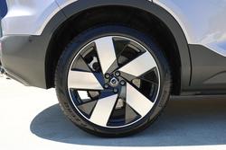 2025 Volvo EX40 Ultra Single Motor Extended Range