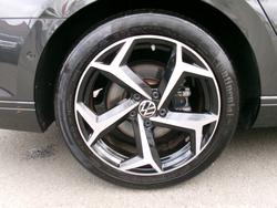 2022 VOLKSWAGEN PASSAT 140TSI BUSINESS