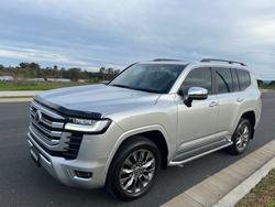 2024 TOYOTA
LANDCRUISER LC300 SAHARA ZX (4x4)
