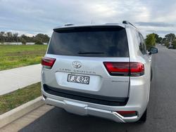 2024 TOYOTA
LANDCRUISER LC300 SAHARA ZX (4x4)