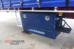 2011 Maxitrans 12 Pallet Curtainsider A Trailer