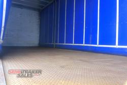 2011 Maxitrans 12 Pallet Curtainsider A Trailer