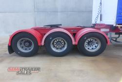 2011 Maxitrans 12 Pallet Curtainsider A Trailer