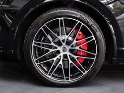 2024 Porsche Macan Turbo