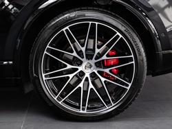 2024 Porsche Macan Turbo