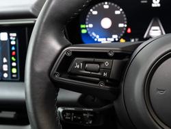 2024 Porsche Macan Turbo