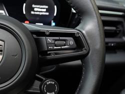 2024 Porsche Macan Turbo