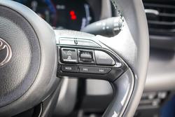 2025 Toyota Yaris Cross Hybrid GXL