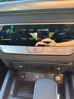 2025 KGM MUSSO ADVANCE