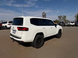 2023 Toyota LANDCRUISER GX White
