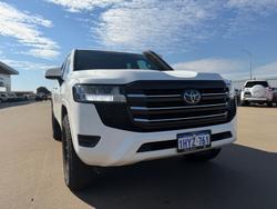 2023 Toyota LANDCRUISER GX White