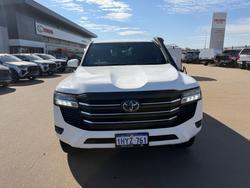 2023 Toyota LANDCRUISER GX White