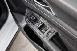 2025 Volkswagen Golf 110TSI R-Line