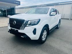 2023 Nissan
Navara ST