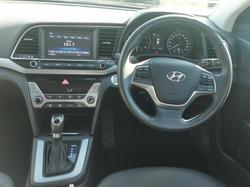 2017 Hyundai
Elantra Elite