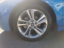 2017 Hyundai
Elantra Elite