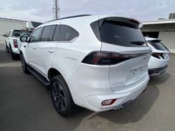 2025 ISUZU MU-X LS-T