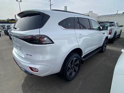 2025 ISUZU MU-X LS-T