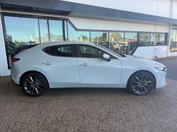 2025 Mazda 3 G20 Evolve
