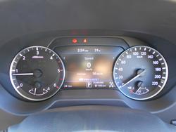 2025 Nissan Navara ST-X