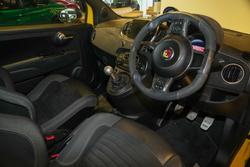 2021 Abarth
595 Competizione