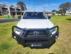 2020 Toyota Hilux SR