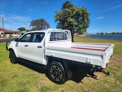 2020 Toyota Hilux SR