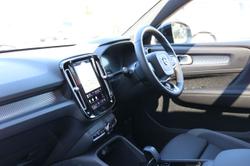 2026 Volvo EX40 Ultra Twin Motor Performance