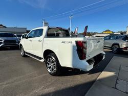 2026 ISUZU D-MAX LS-U+