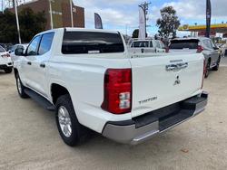 2024 MITSUBISHI
Triton GLX+