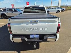 2023 Toyota TUNDRA Limited White