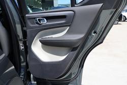 2025 Volvo XC40 Plus B4