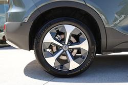 2025 Volvo XC40 Plus B4