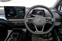 2025 Volkswagen ID.4 Pro