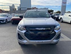 2025 ISUZU
                D-MAX SX