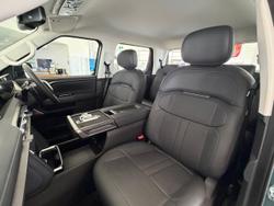 2025 LDV
                Terron 9 Evolve