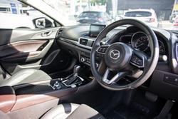 2018 Mazda 3 SP25 GT