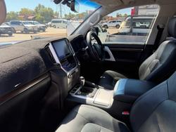 2021 Toyota LANDCRUISER VX Silver